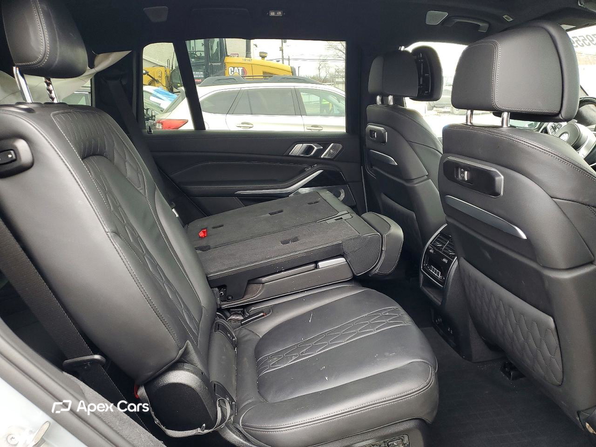 BMW X7 2024