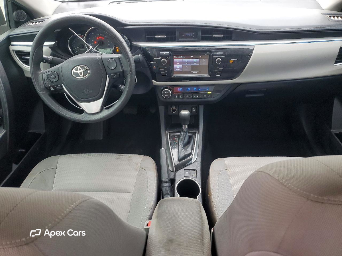 Toyota Corolla 2015