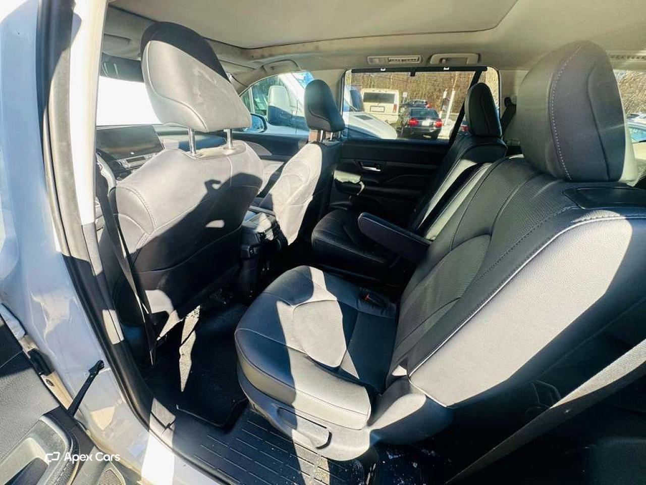 Toyota Highlander 2024