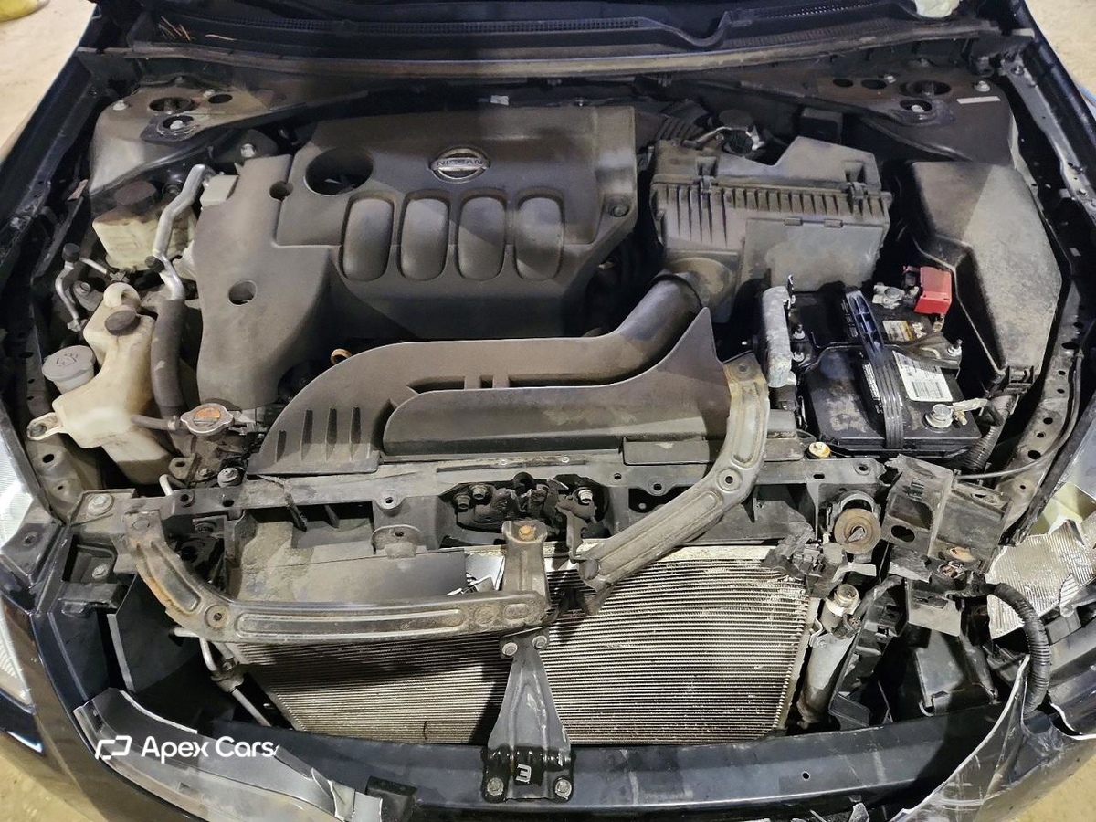 Nissan Altima 2012
