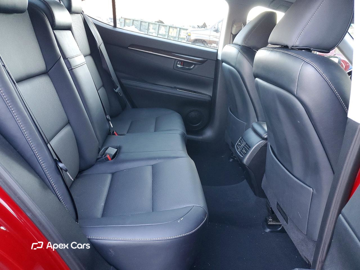 Lexus ES 2018