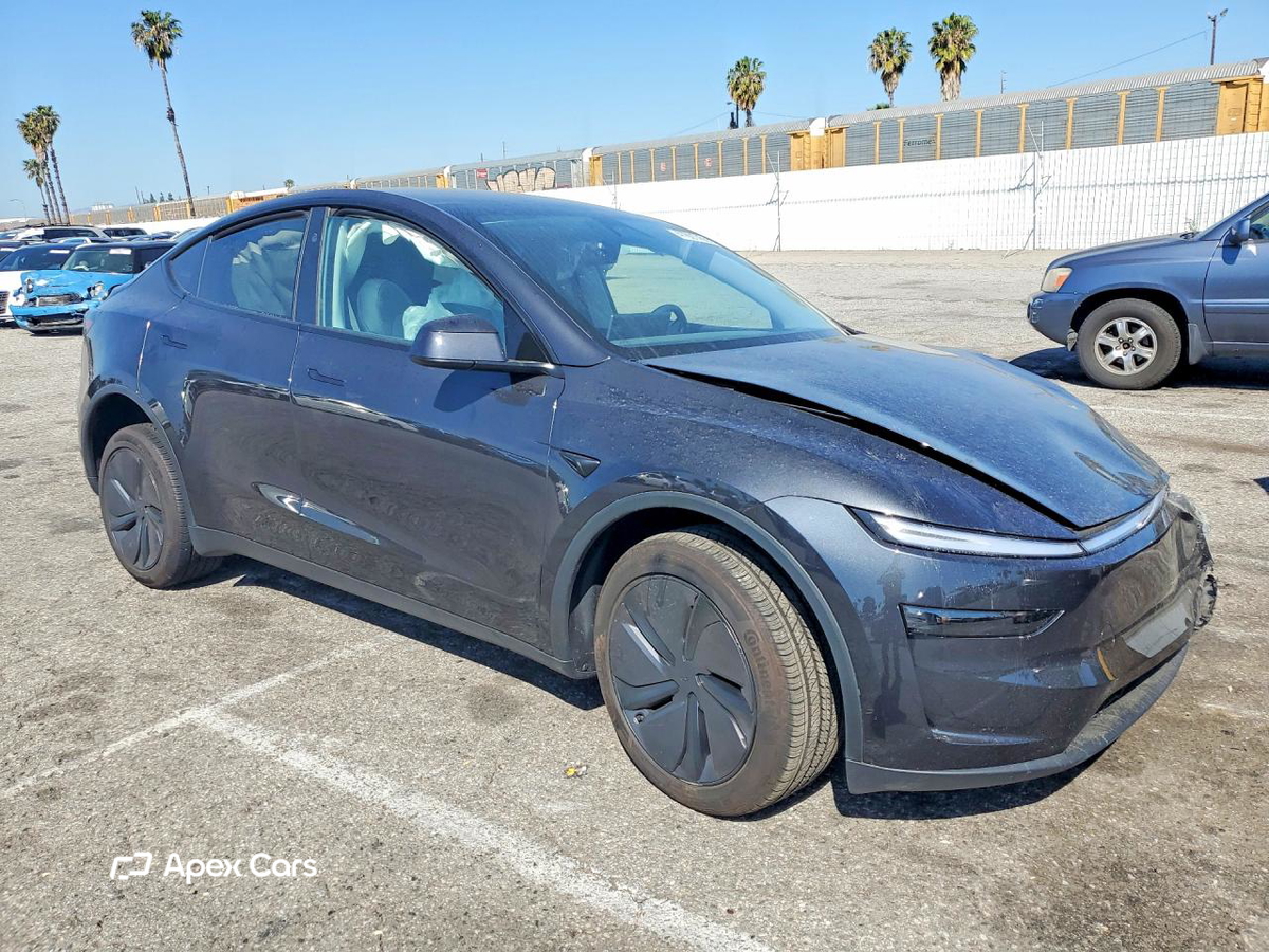 Tesla Model Y 2026