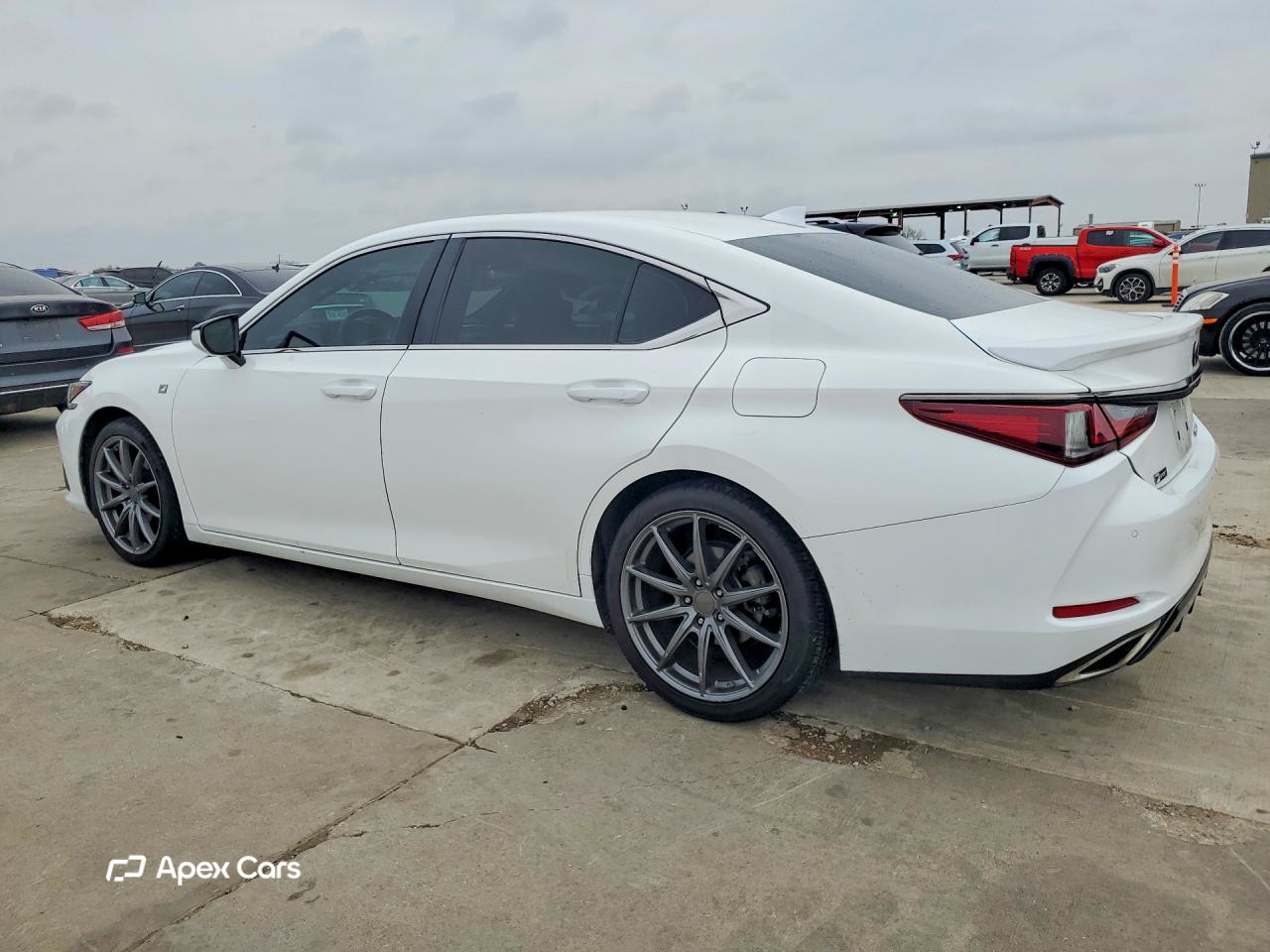 Lexus ES 2020