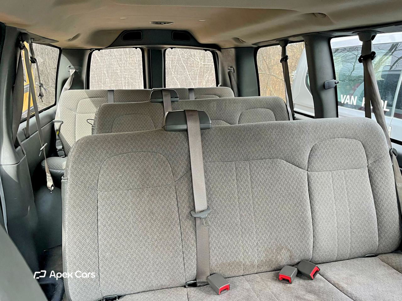 Chevrolet Express 2011