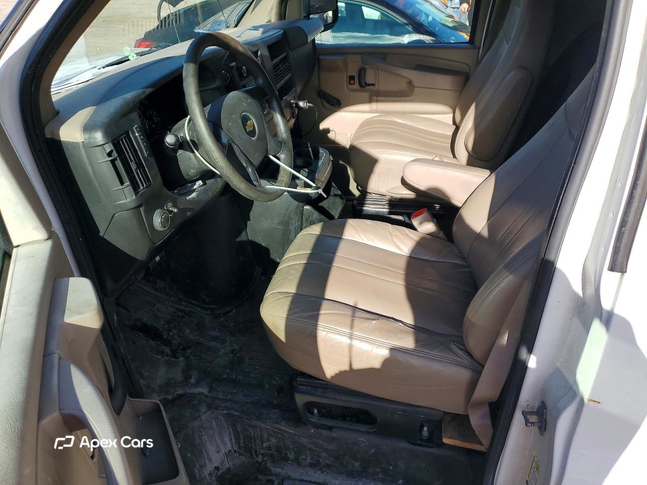 Chevrolet Express 2011