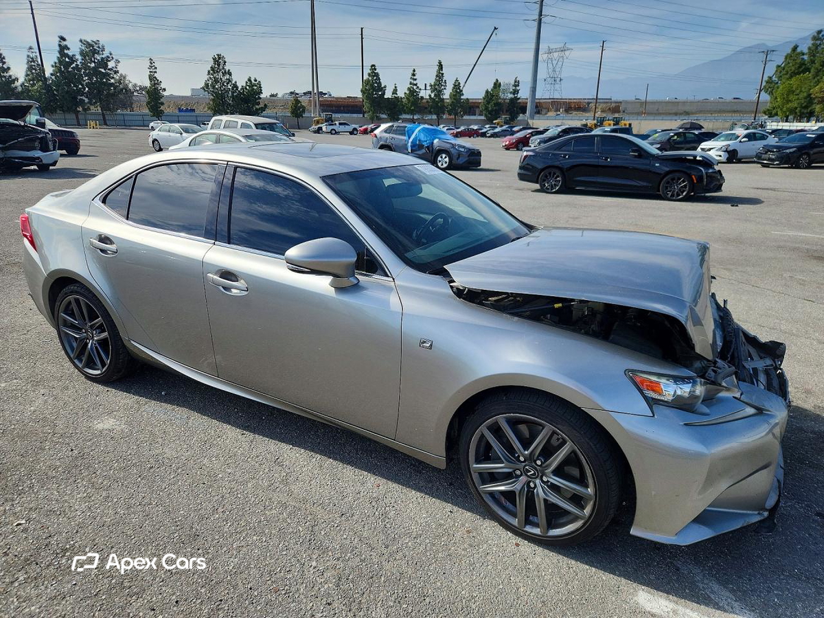 Lexus IS 2016