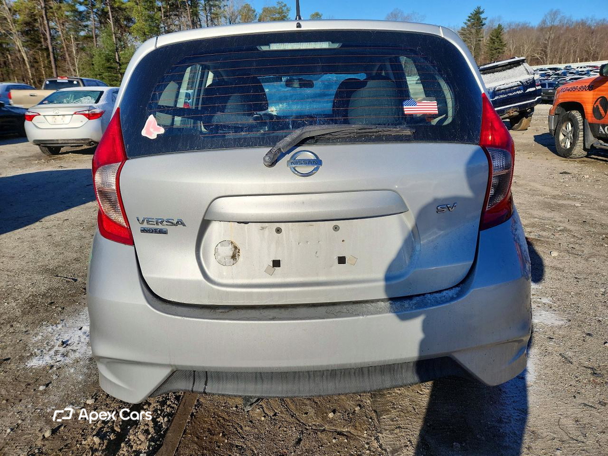 Nissan Versa 2017