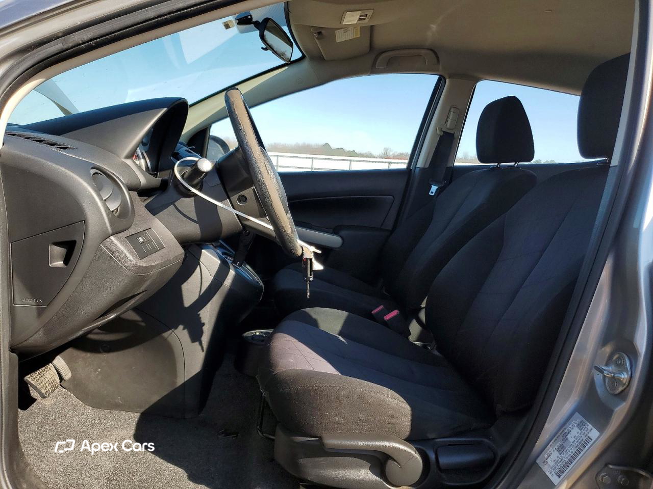 Mazda 2 2013