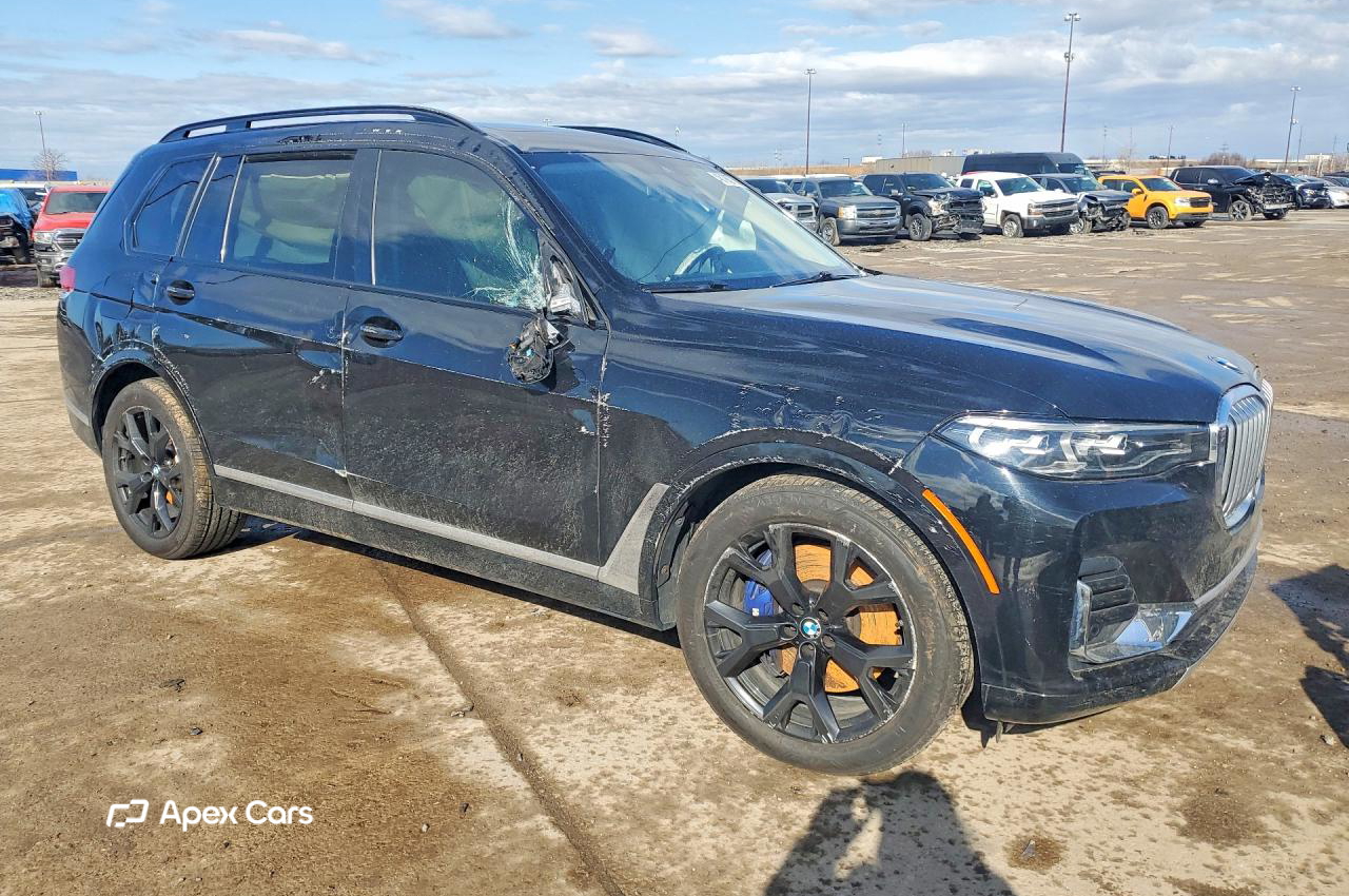 BMW X7 2021