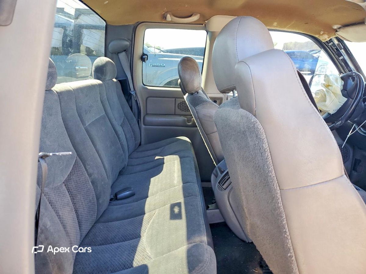 Chevrolet Silverado 2003