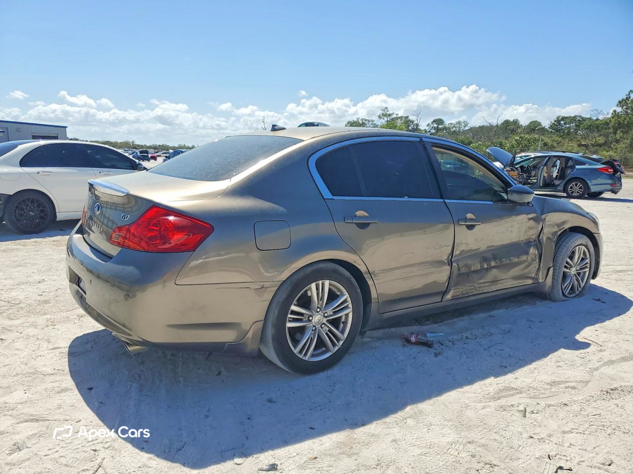 Infiniti G 2012