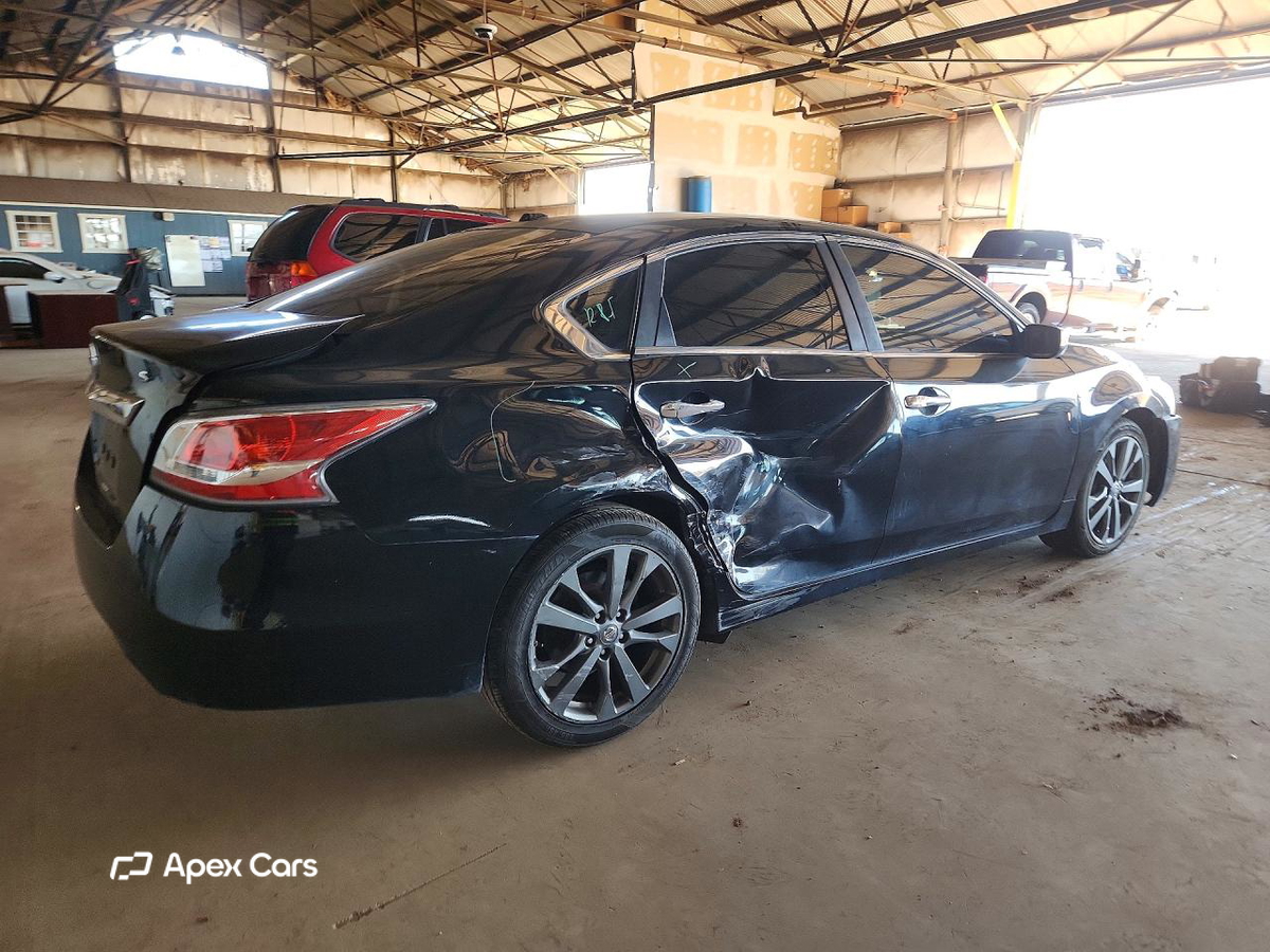 Nissan Altima 2015
