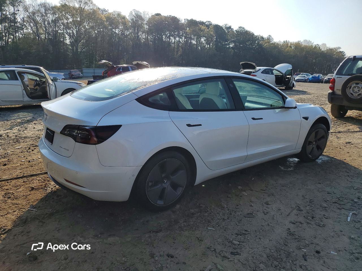 Tesla Model 3 2022
