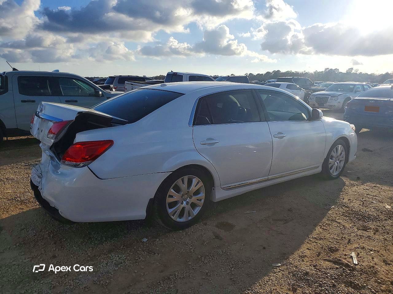 Toyota Avalon 2011