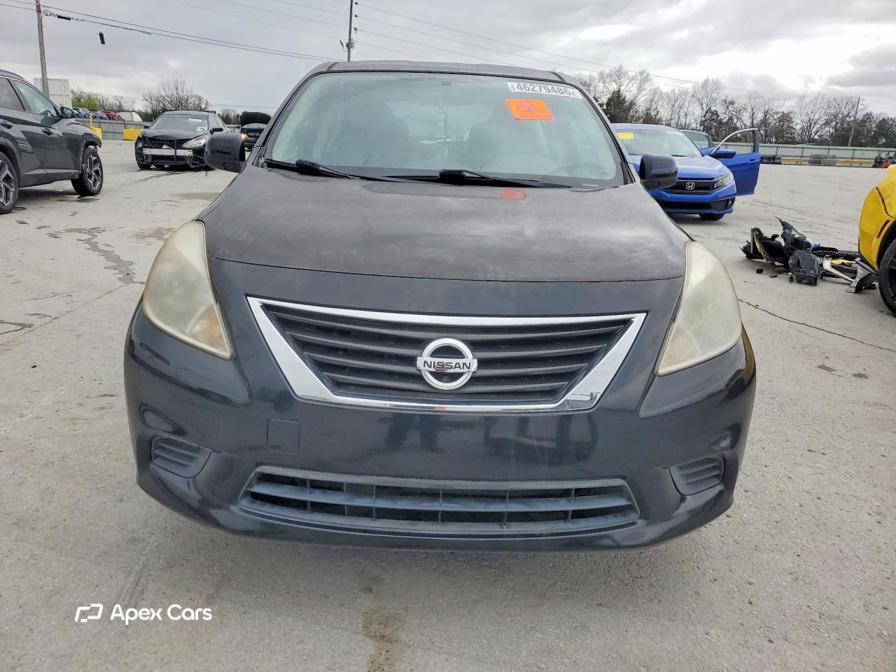 Nissan Versa 2012