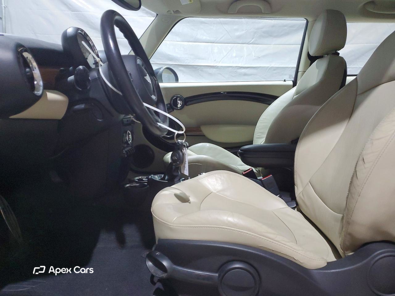 MINI Cooper 2012