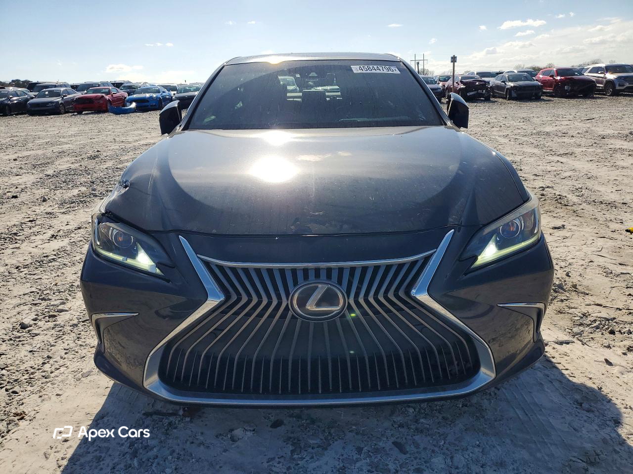 Lexus ES 2020