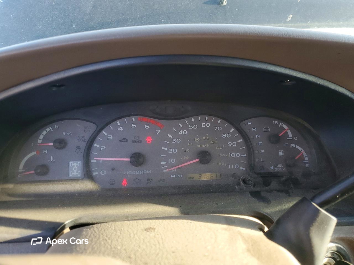 Toyota Sequoia 2003