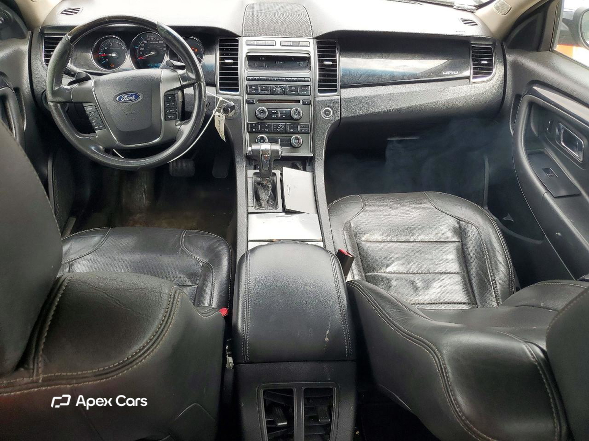 Ford Taurus 2011