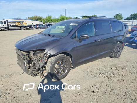 Chrysler Pacifica 2018 - Image 1 of 14