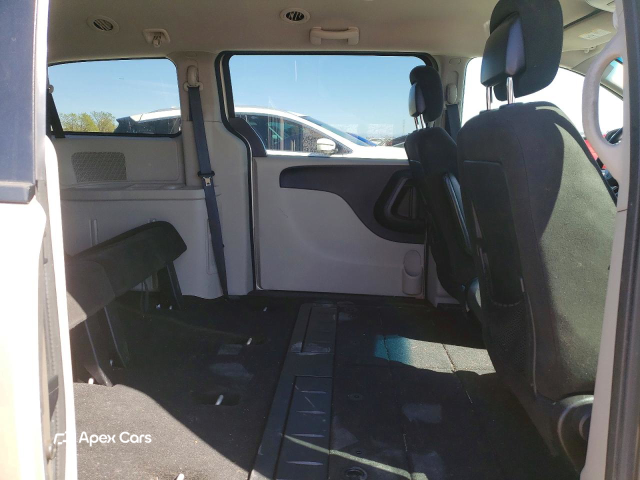 Dodge Caravan 2016