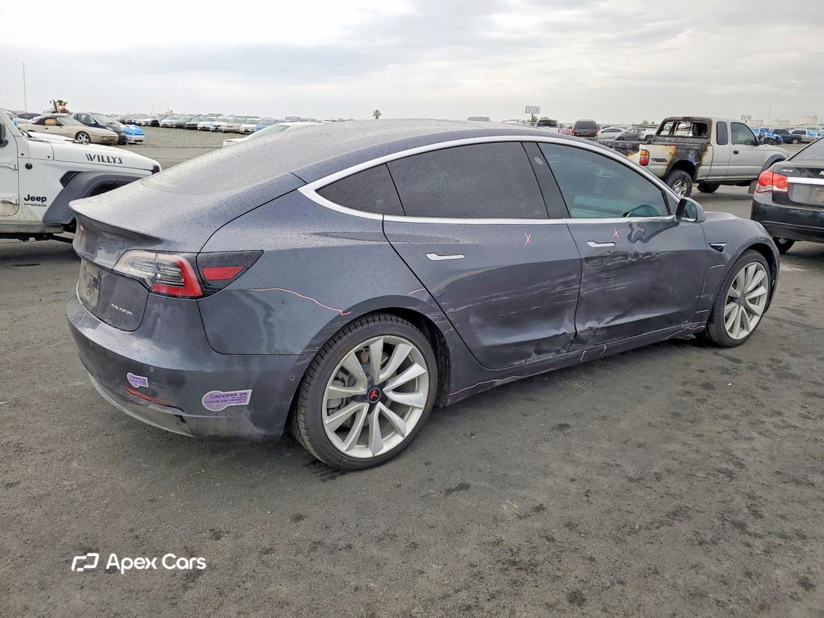 Tesla Model 3 2018