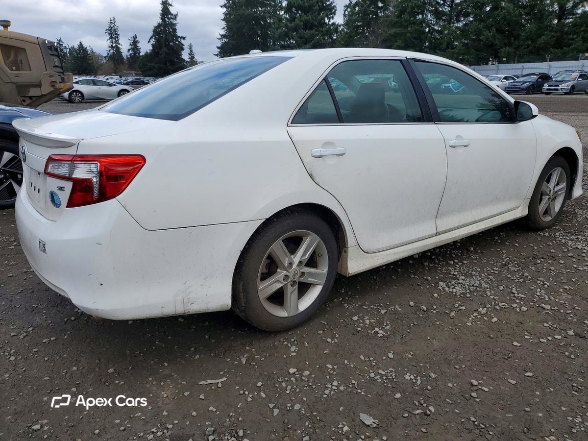 Toyota Camry 2012