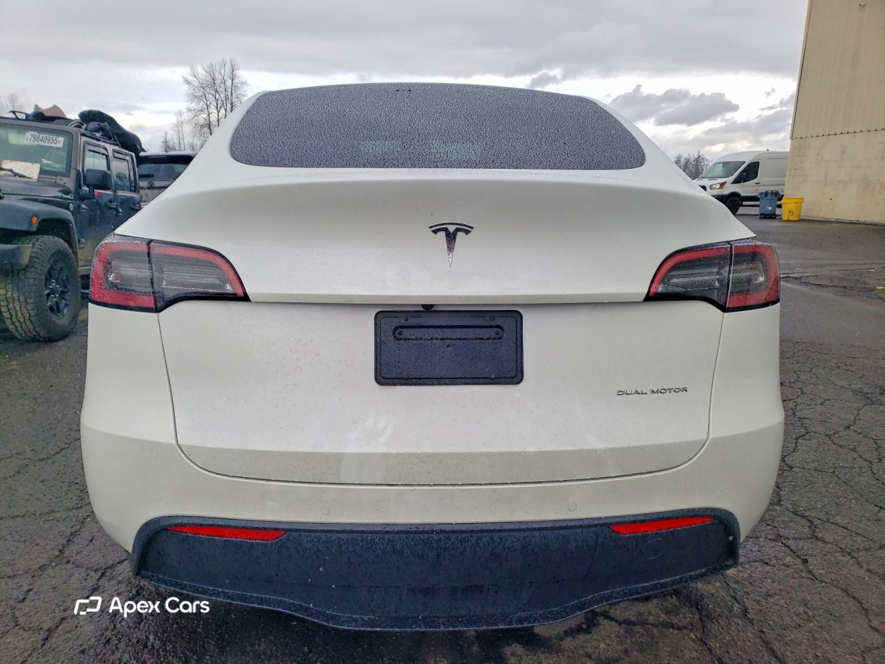 Tesla Model Y 2021