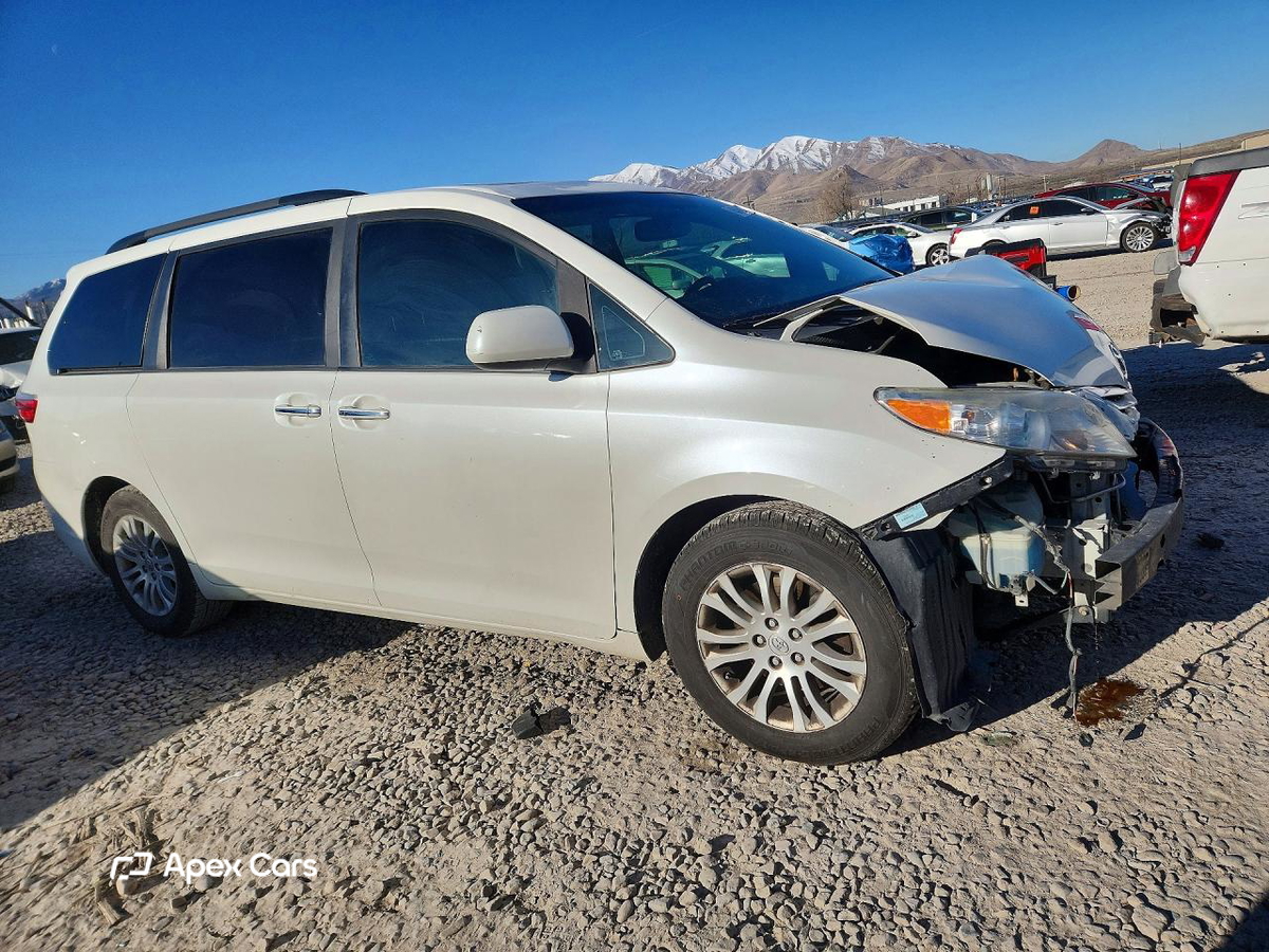 Toyota Sienna 2017