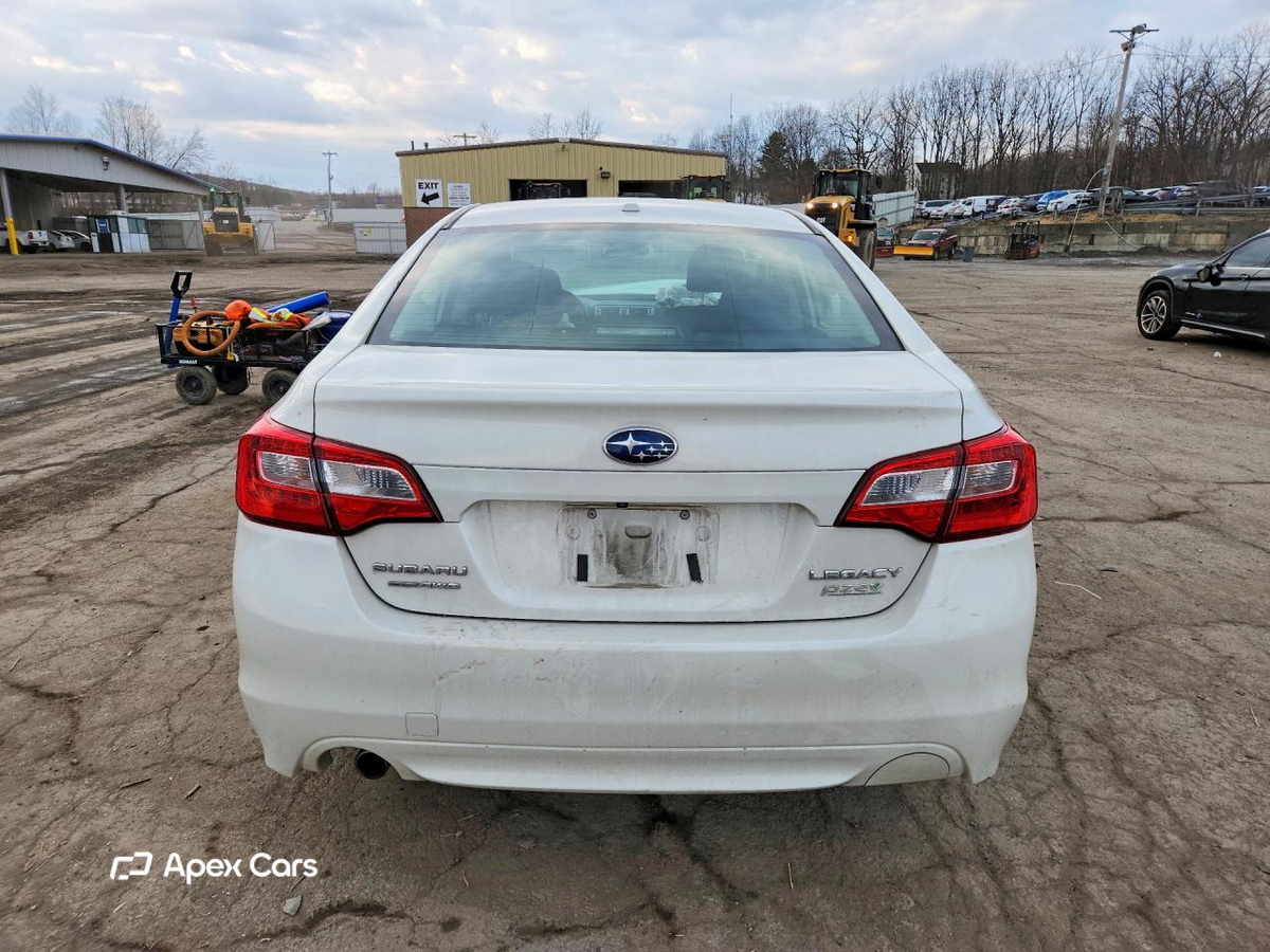 Subaru Legacy 2015