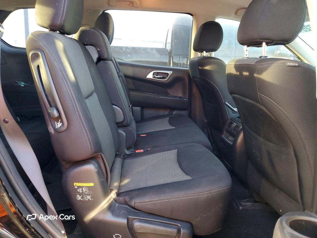 Nissan Pathfinder 2017