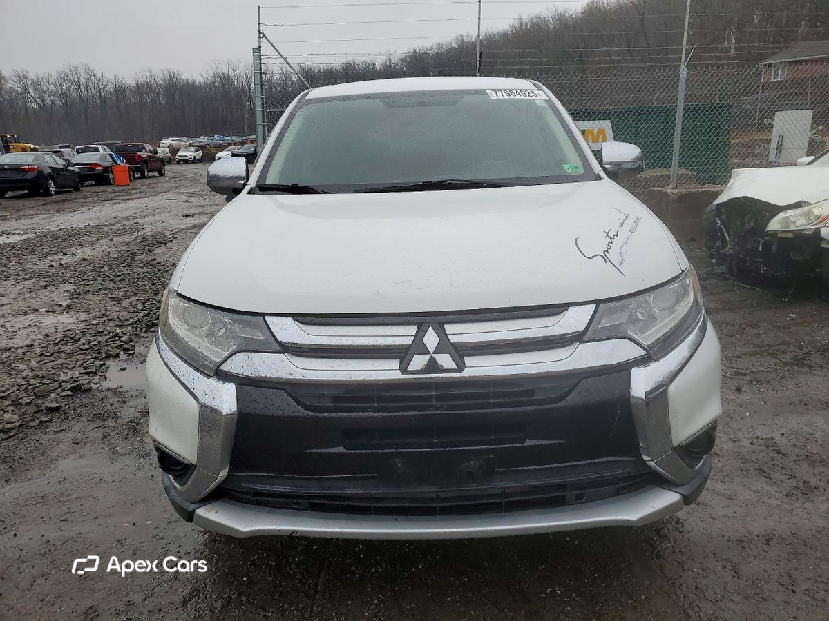 Mitsubishi Outlander 2017