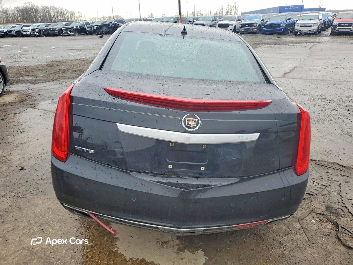 Cadillac XTS 2013