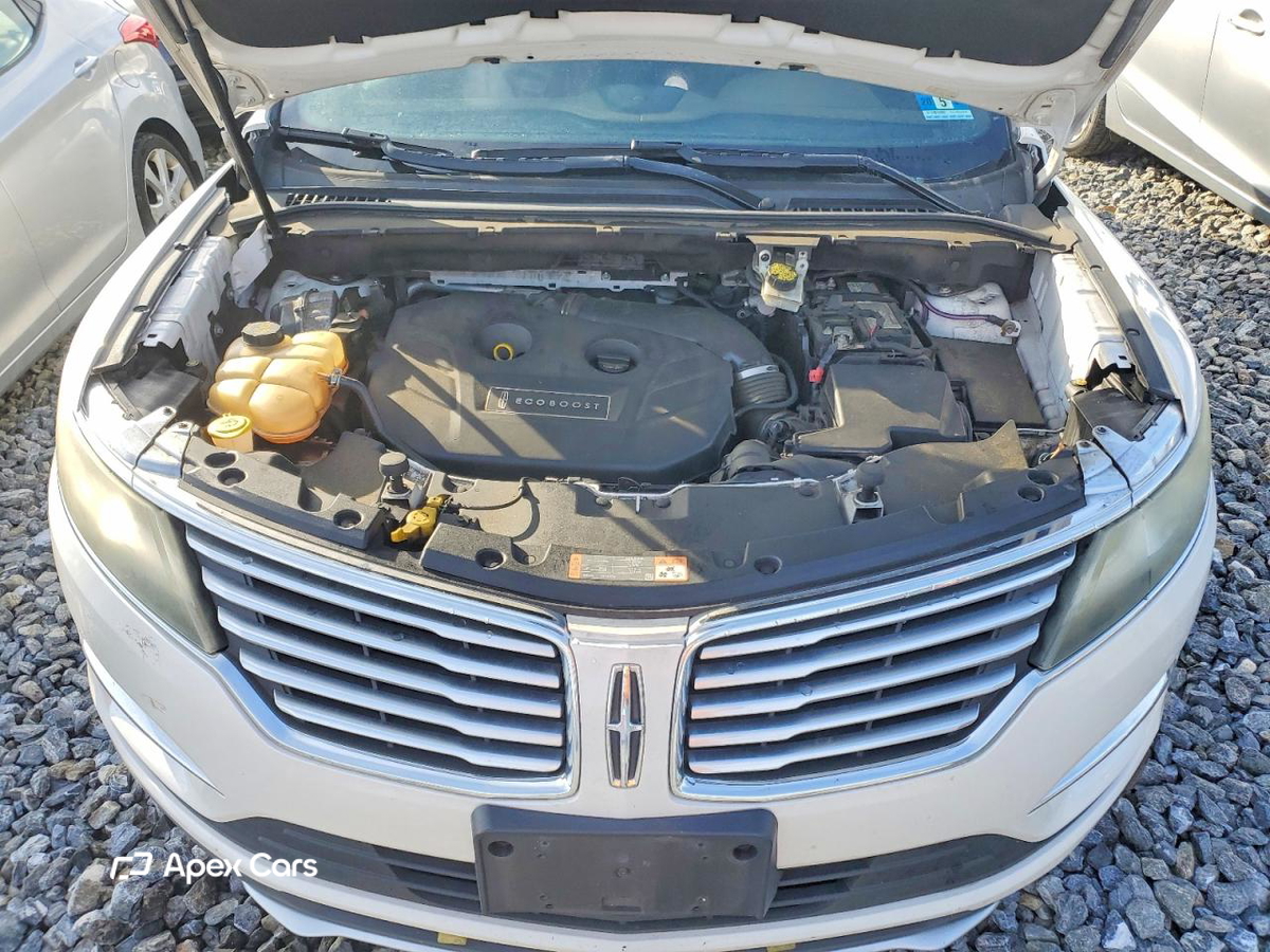 Lincoln MKZ 2015