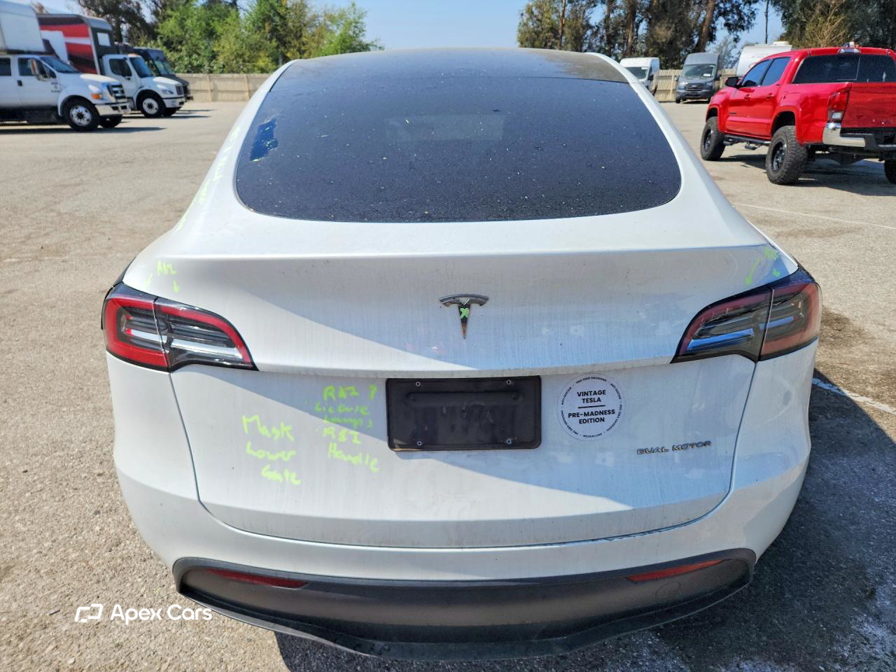 Tesla Model Y 2023