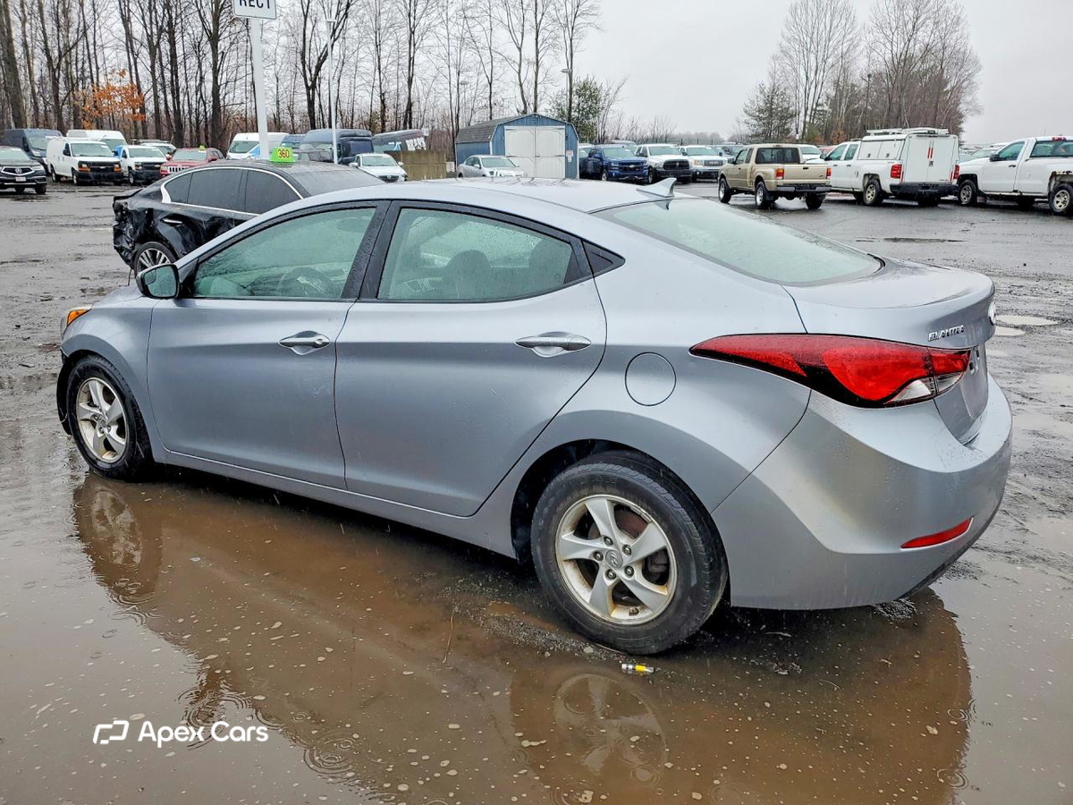 Hyundai Elantra 2015