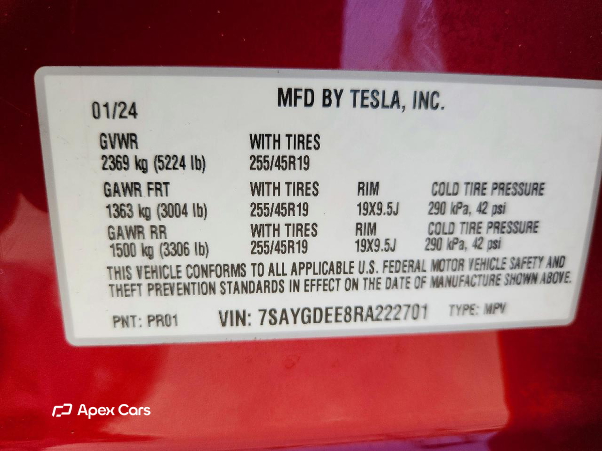 Tesla Model Y 2024