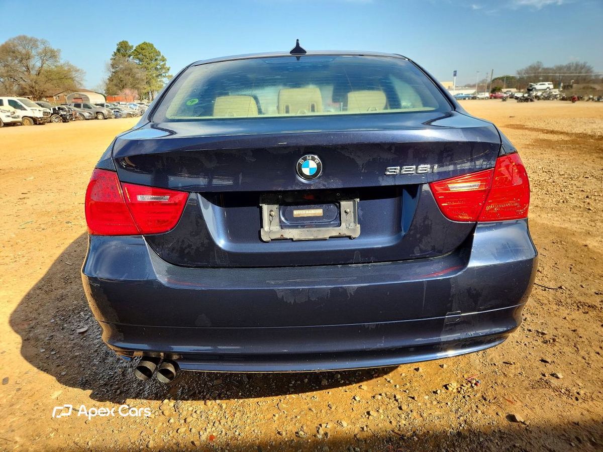 BMW Series 3 2009