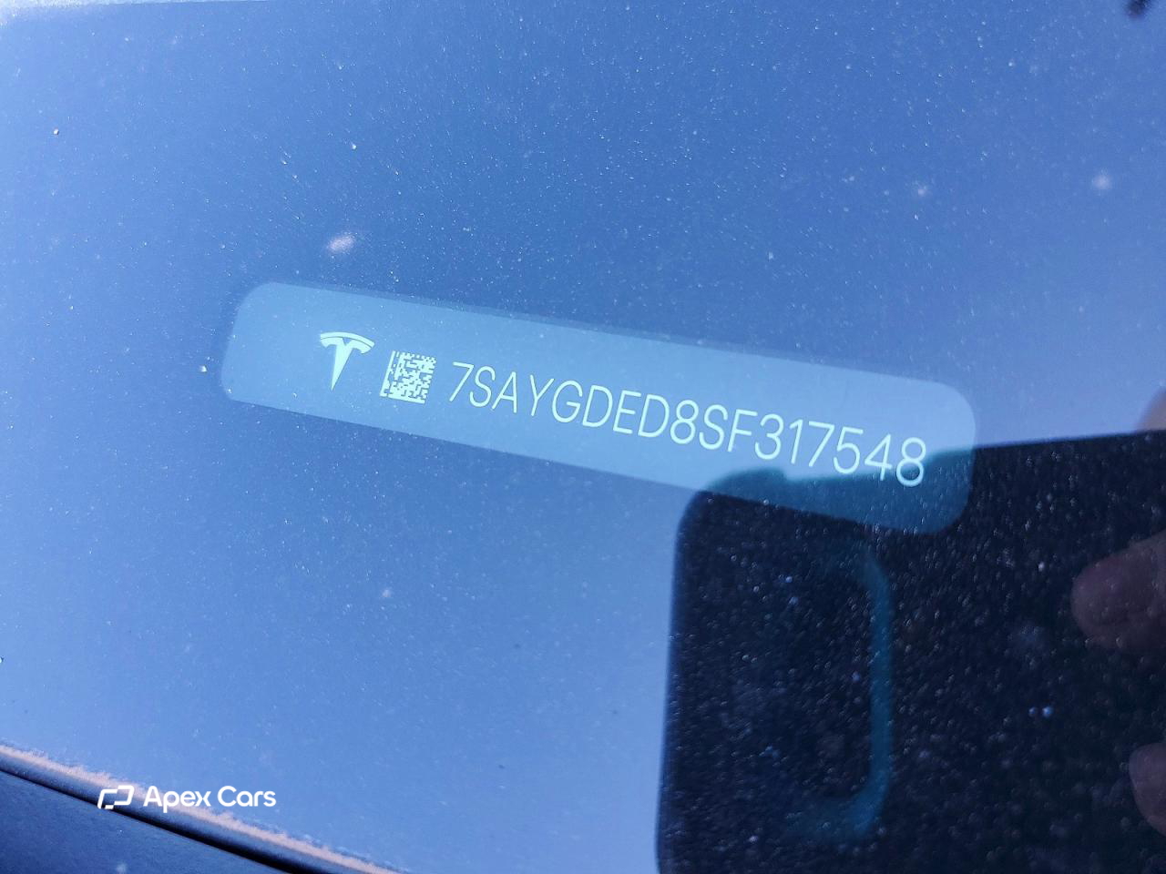 Tesla Model Y 2025