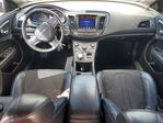 Chrysler 200 2016