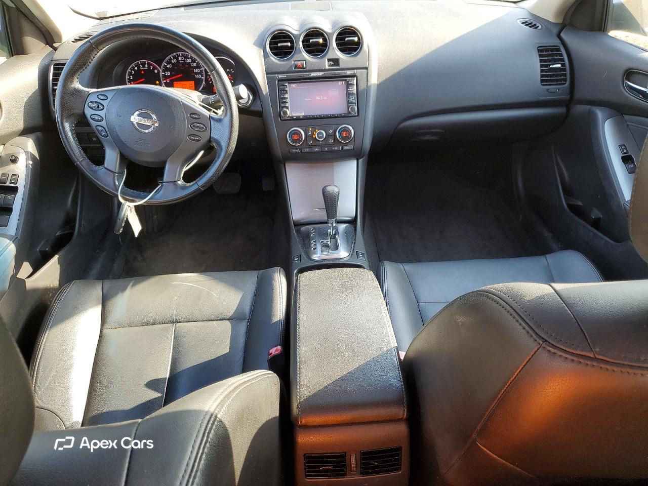Nissan Altima 2010
