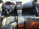 Nissan Altima 2010