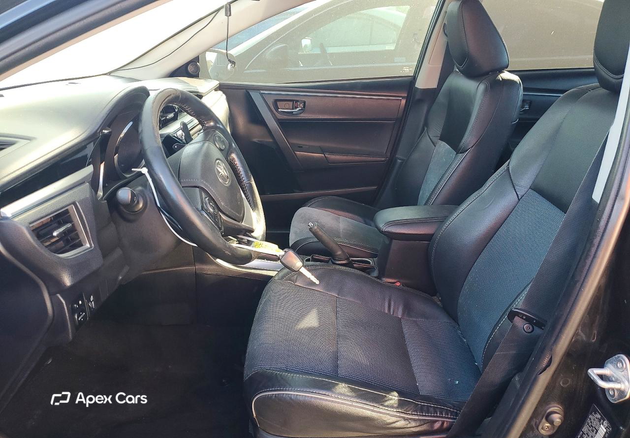 Toyota Corolla 2015