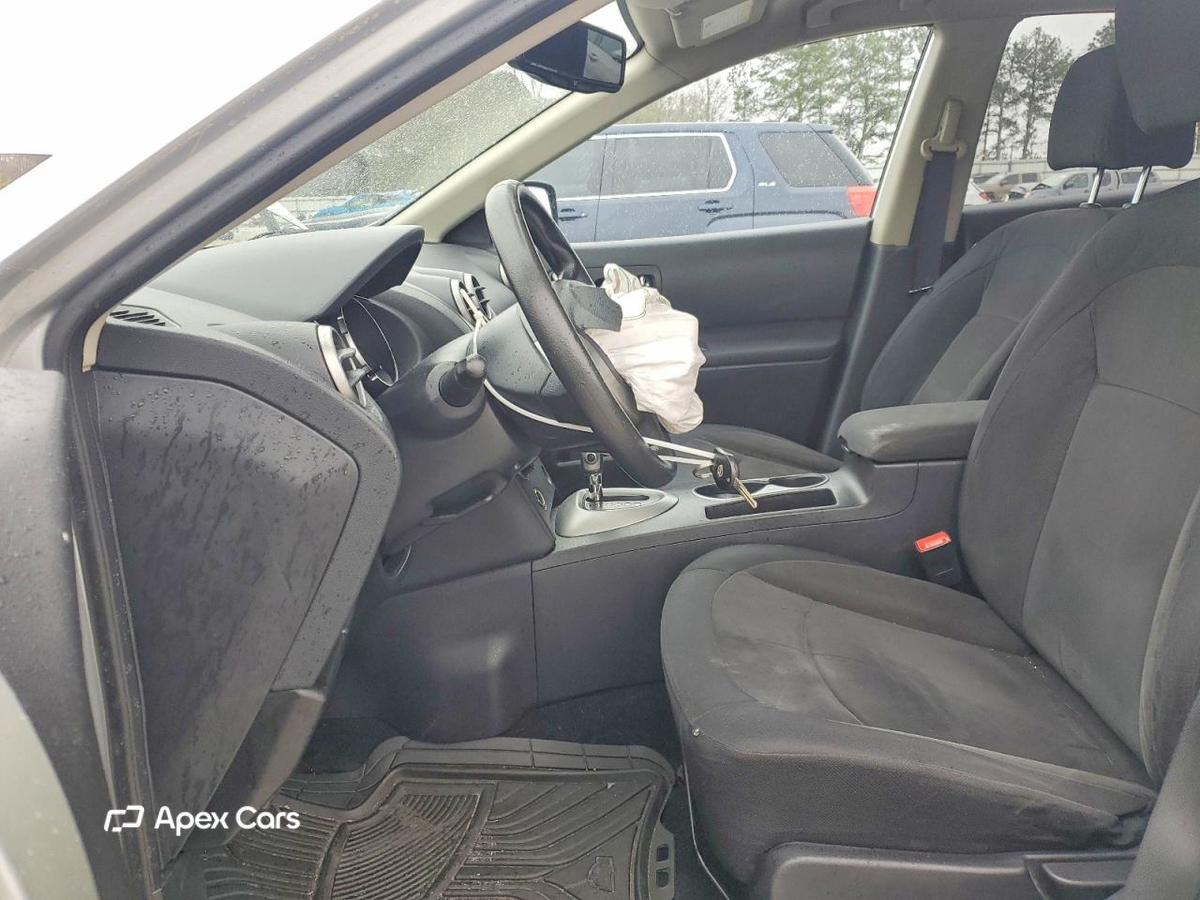 Nissan Rogue 2010