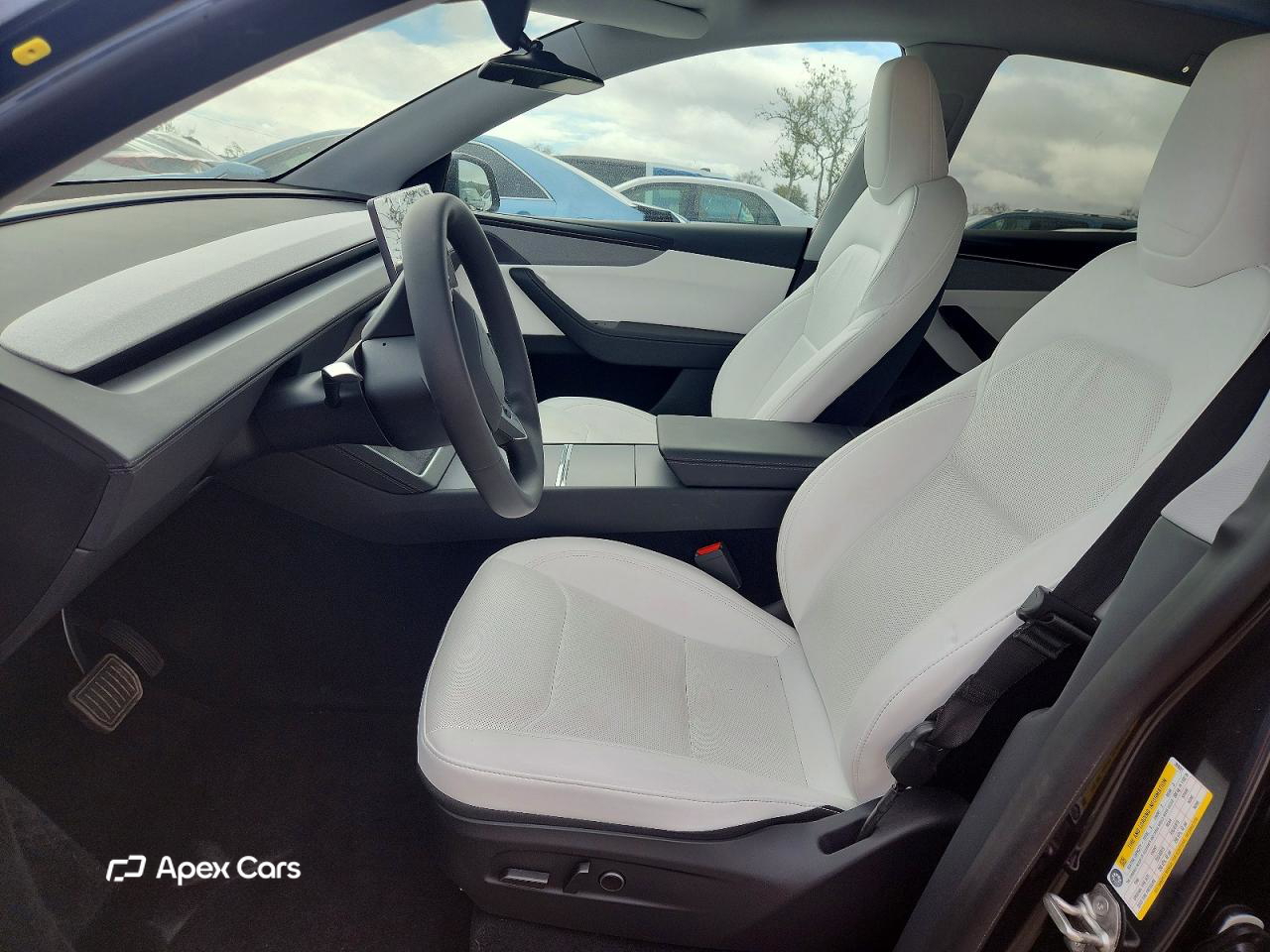 Tesla Model Y 2026