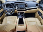 Toyota Highlander 2016