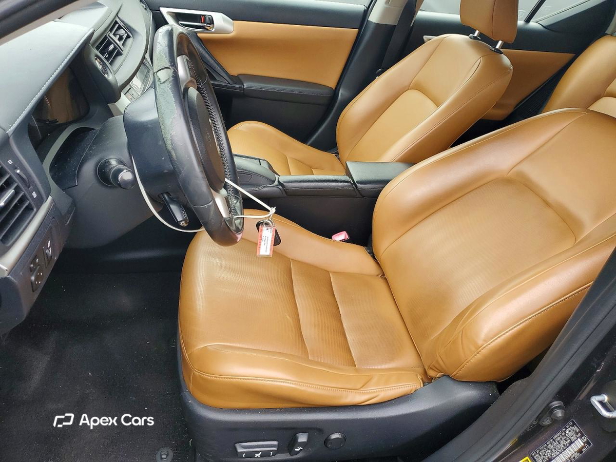 Lexus CT 2013