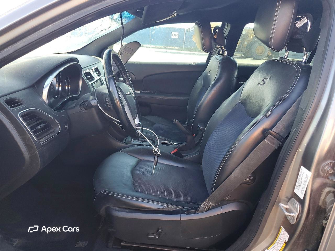 Chrysler 200 2012