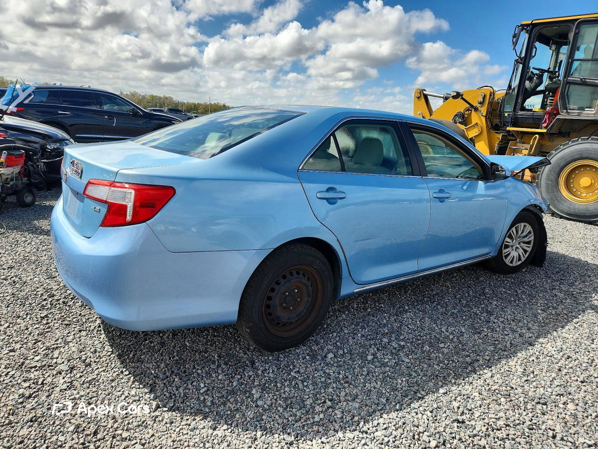 Toyota Camry 2012