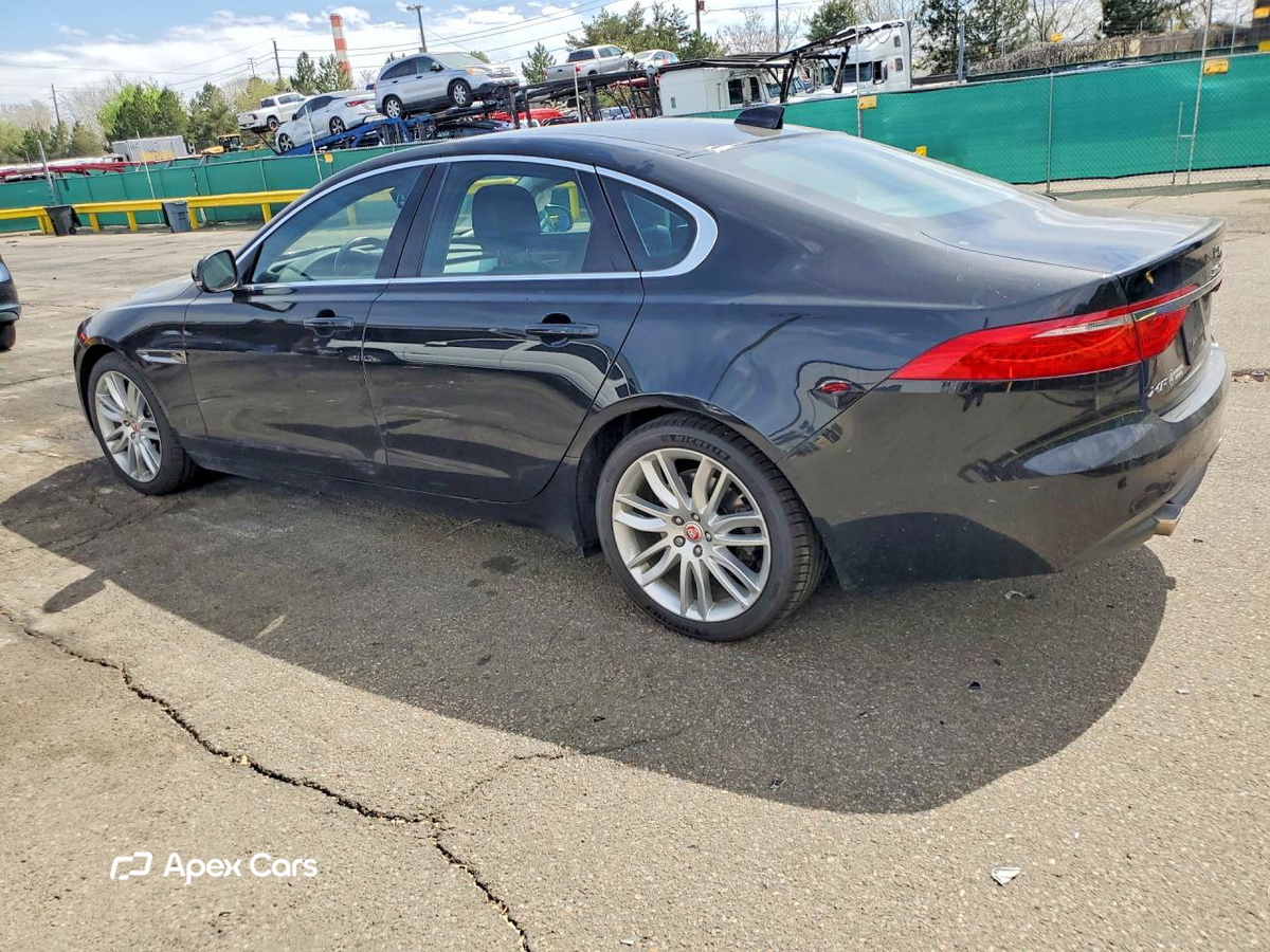 Jaguar XF 2016
